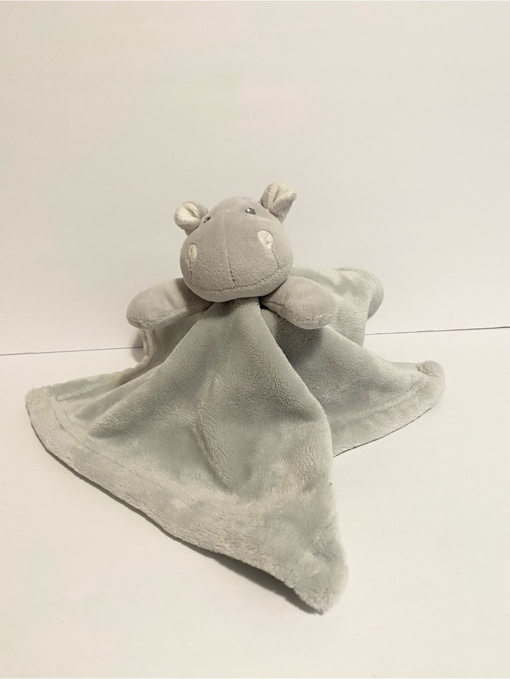 Blankets And Beyond Grey Hippo Lovey Security Plush Baby Cuddle Toy Nunu Toy